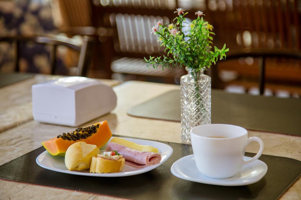Hotel Oceania Eunapolis Eksteriør billede